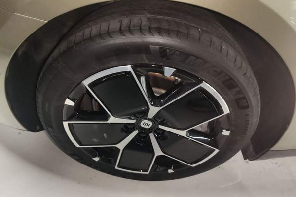 Xiaomi Auto SU7 2024, 8500 км, за 31298 USD - фото 16