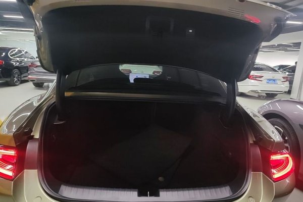 Xiaomi Auto SU7 2024, 8500 км, за 31298 USD - фото 27