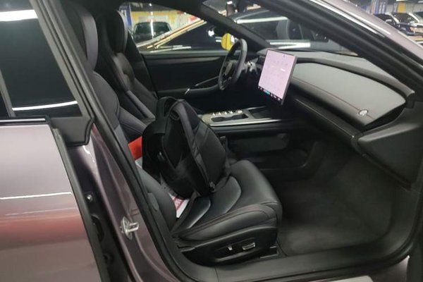 Xiaomi Auto SU7 2024, 12000 км, за 37491 USD - фото 27