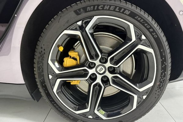Xiaomi Auto SU7 2024, 15800 км, за 37026 USD - фото 7