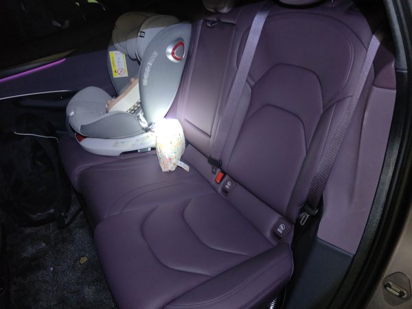 Xiaomi Auto SU7 2024, 1600 км, за 32894 USD - фото 9