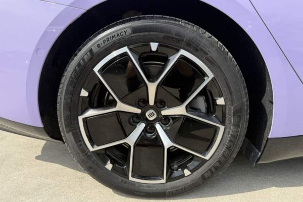 Xiaomi Auto SU7 2024, 17100 км, за 28084 USD - фото 8