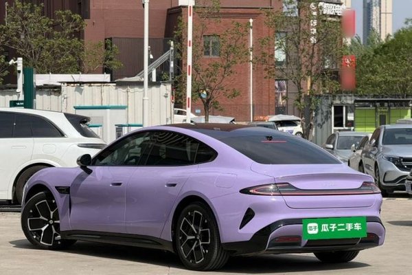 Xiaomi Auto SU7 2024, 17100 км, за 28084 USD