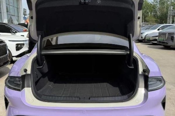 Xiaomi Auto SU7 2024, 17100 км, за 28084 USD - фото 22