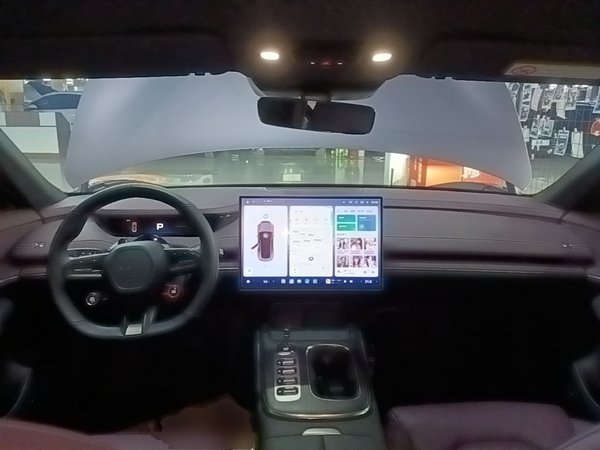 Xiaomi Auto SU7 2024, 27700 км, за 32439 USD - фото 13