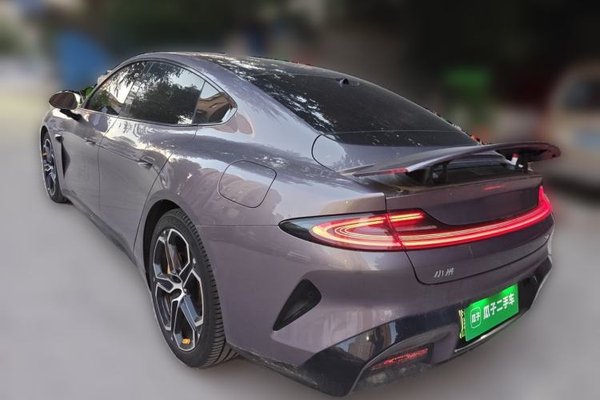 Xiaomi Auto SU7 2024, 9500 км, за 37249 USD