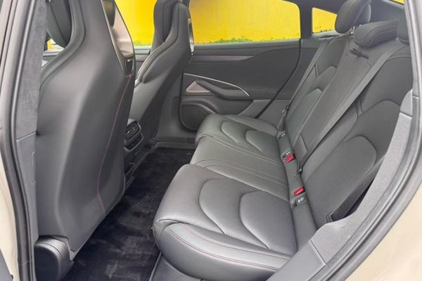 Xiaomi Auto SU7 2024, 14100 км, за 37417 USD - фото 33