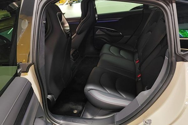 Xiaomi Auto SU7 2024, 14100 км, за 37417 USD - фото 28
