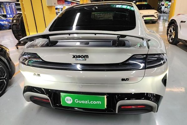 Xiaomi Auto SU7 2024, 14100 км, за 37417 USD