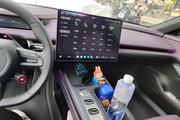 Xiaomi Auto SU7 2024, 27900 км, за 27321 USD - фото 13