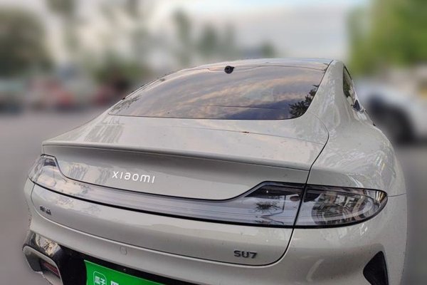 Xiaomi Auto SU7 2024, 27900 км, за 27321 USD