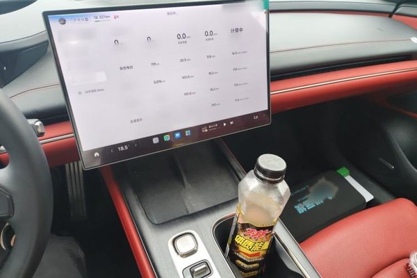 Xiaomi Auto SU7 2024, 45000 км, за 33747 USD - фото 12