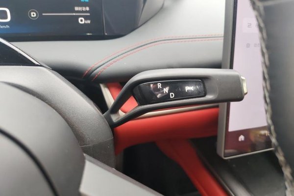 Xiaomi Auto SU7 2024, 45000 км, за 33747 USD - фото 13
