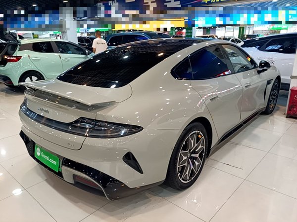 Xiaomi Auto SU7 2024, 57200 км, за 27094 USD - фото 6