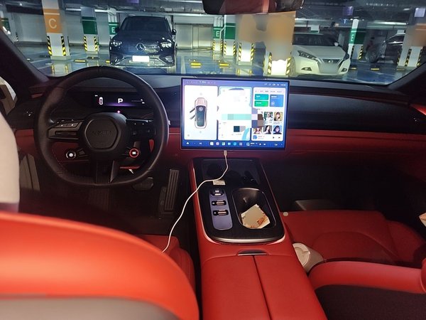Xiaomi Auto SU7 2024, 7400 км, за 28016 USD - фото 6