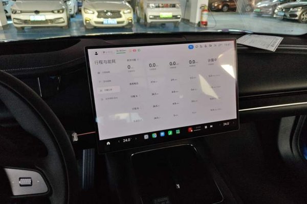 Xiaomi Auto SU7 2026, 100 км, за 40785 USD - фото 14