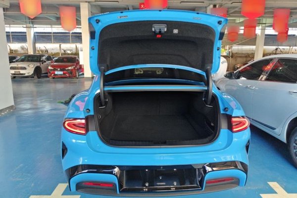 Xiaomi Auto SU7 2026, 100 км, за 40785 USD - фото 22