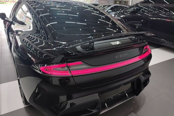 Xiaomi Auto SU7 Ultra 2025, 2700 км, за 63229 USD