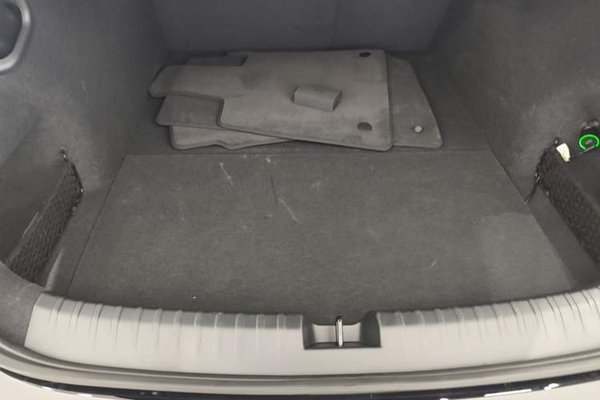 Xiaomi Auto SU7 Ultra 2025, 2700 км, за 63229 USD - фото 22