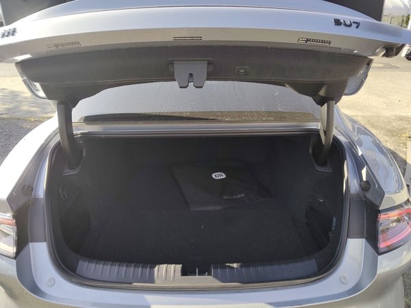 Xiaomi SU7 2025, 10900 км, за 53894 USD - фото 18