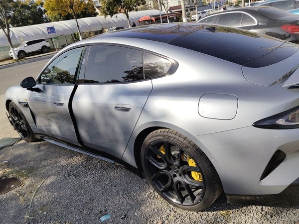 Xiaomi SU7 2025, 10900 км, за 53894 USD