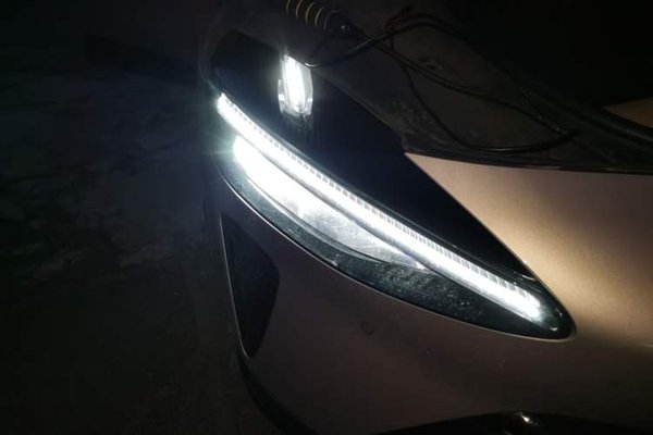 Xiaomi Auto YU7 2025, 22500 км, за 28922 USD - фото 7