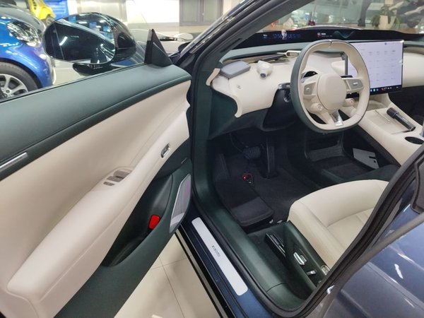 Xiaomi Auto YU7 2025, 20099 км, за 43733 USD - фото 19