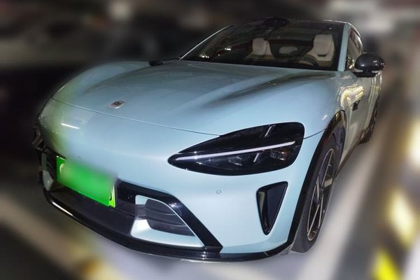 Xiaomi Auto YU7 · 2025 год