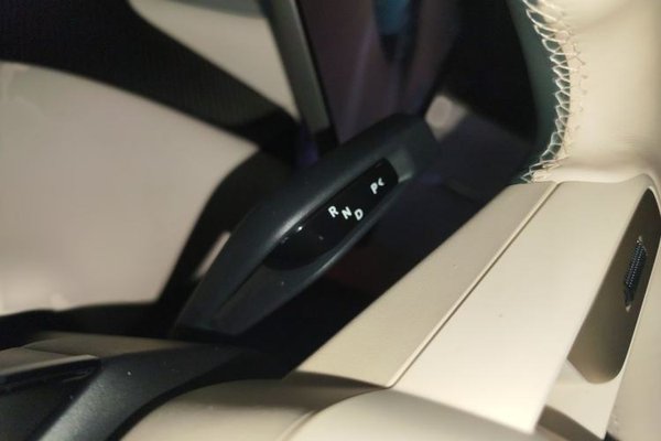 Xiaomi Auto YU7 2025, 2300 км, за 45083 USD - фото 13