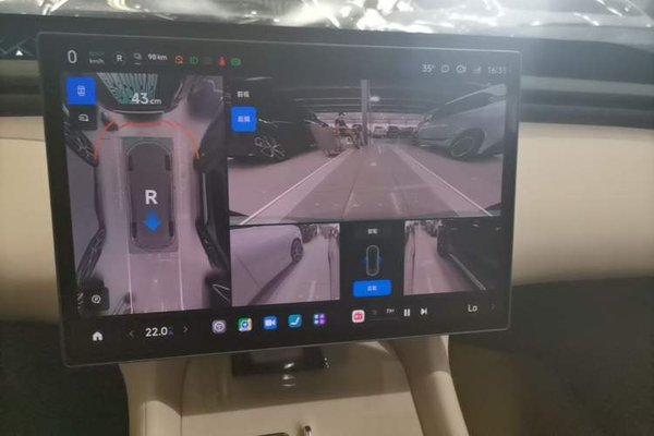 Xiaomi Auto YU7 2025, 11000 км, за 34793 USD - фото 15