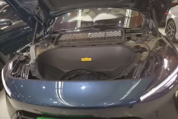 Xiaomi Auto YU7 2025, 11000 км, за 34793 USD - фото 24