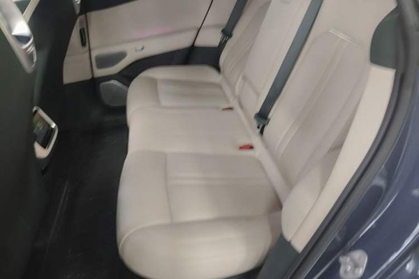 Xiaomi Auto YU7 2025, 12600 км, за 47128 USD - фото 20
