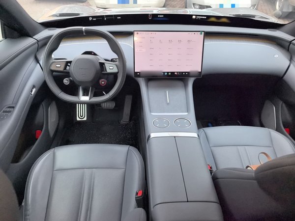 Xiaomi Auto YU7 2025, 12100 км, за 34852 USD - фото 10