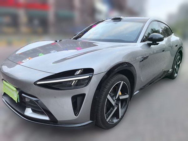 Xiaomi Auto YU7 · 2025 год