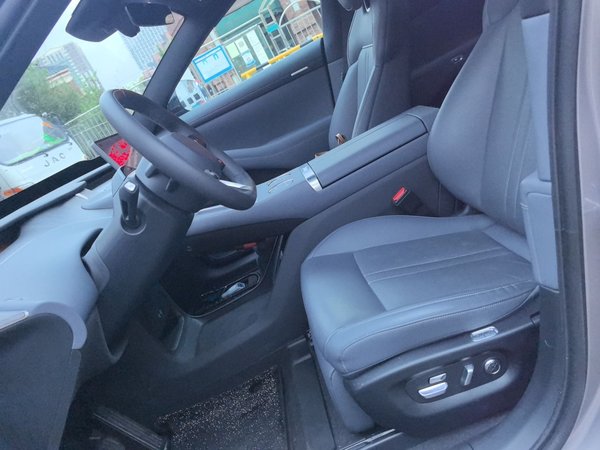 Xiaomi Auto YU7 2025, 12100 км, за 34852 USD - фото 16