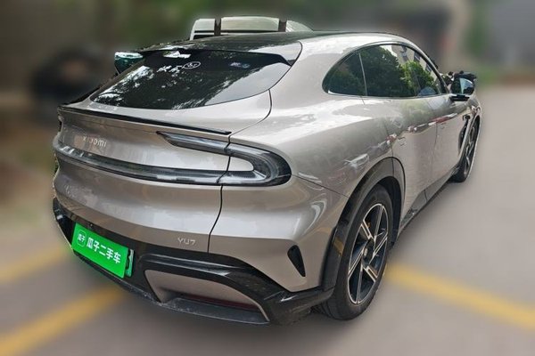 Xiaomi Auto YU7 2025, 21700 км, за 38107 USD