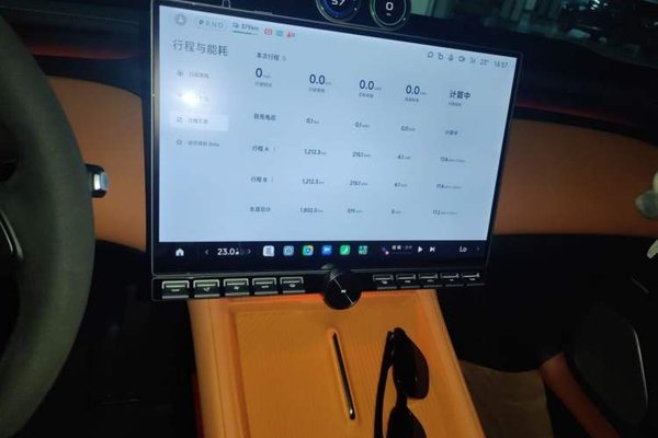 Xiaomi Auto YU7 2025, 1800 км, за 47123 USD - фото 13