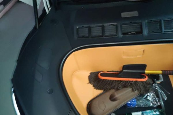Xiaomi Auto YU7 2025, 1800 км, за 47123 USD - фото 23