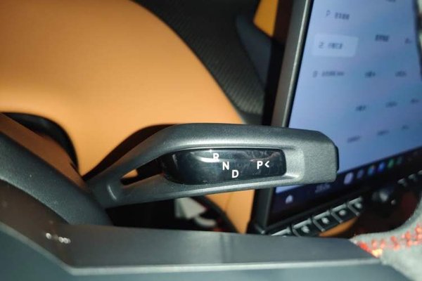 Xiaomi Auto YU7 2025, 1800 км, за 47123 USD - фото 14