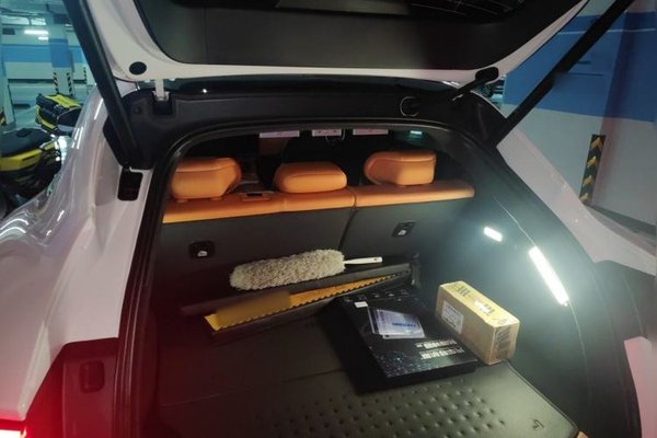 Xiaomi Auto YU7 2025, 1800 км, за 47123 USD - фото 19