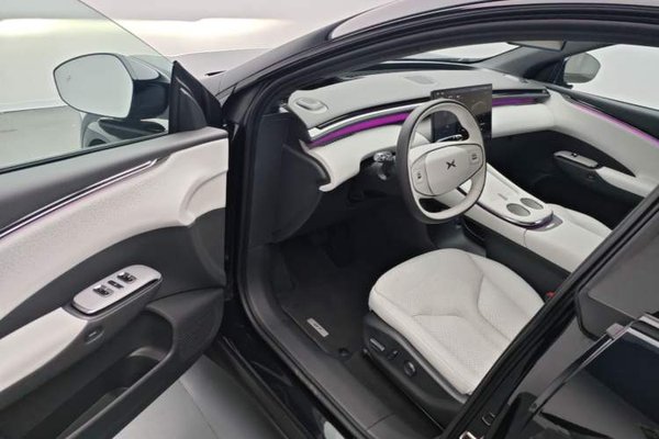 XPeng G7 2025, 8200 км, за 27624 USD - фото 20