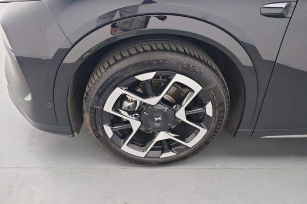 XPeng G7 2025, 8200 км, за 27624 USD - фото 9