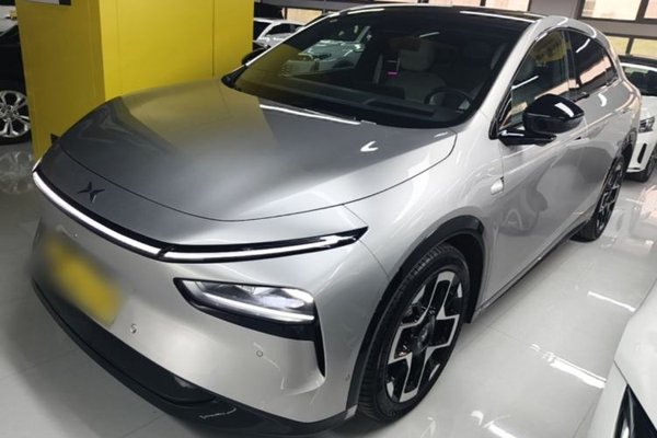 XPeng G7 · 2025 год