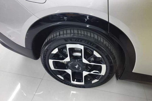 XPeng G7 2025, 12600 км, за 27975 USD - фото 10