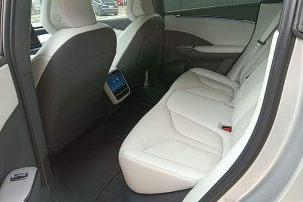 XPeng G7 2025, 6100 км, за 31489 USD - фото 20