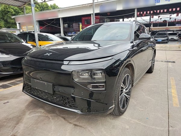 XPeng G9 · 2024 год