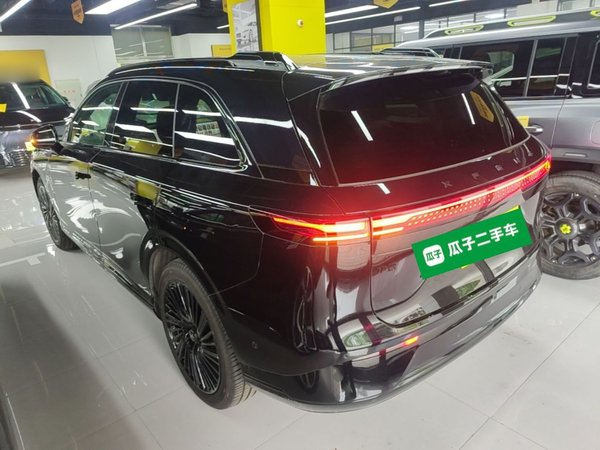XPeng G9 2025, 11800 км, за 28439 USD