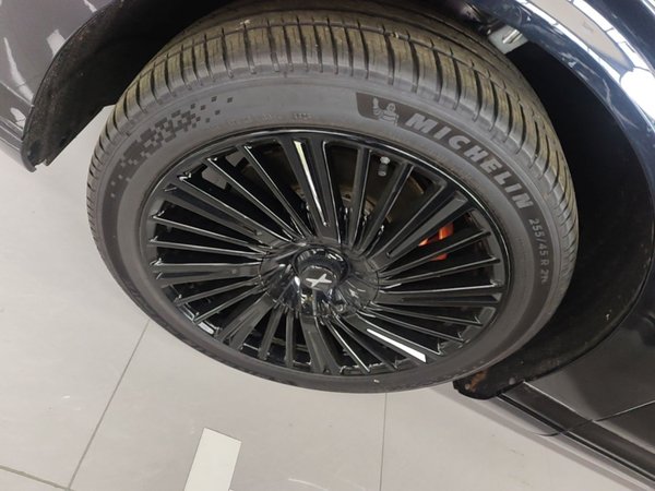 XPeng G9 2025, 11800 км, за 28439 USD - фото 8