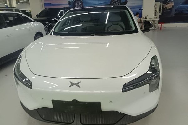 XPeng MONA M03 2025, 16400 км, за 17911 USD