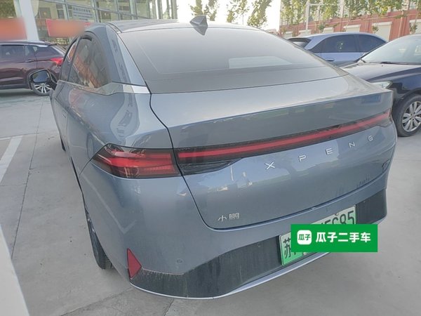XPeng P5 2022, 7400 км, за 14138 USD